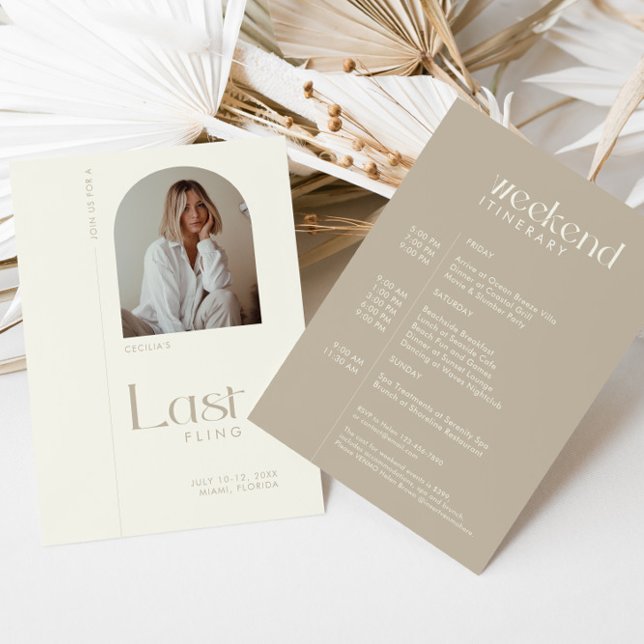 Modern minimal "Last Fling" Bachelorette Photo Inbjudningar (Skapare uppladdad)