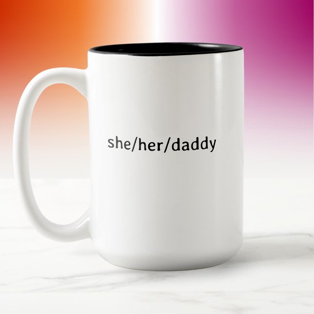 Modern Minimal Lesbisk Daddy Pronomen Två-Tonad Mugg (Skapare uppladdad)