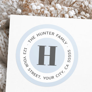 Modern minimal monogram dammig blå returadress runt klistermärke