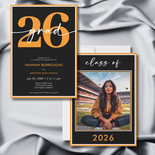 Modern Minimal Orange Skriftlig Examenfest Inbjudningar (Modern Minimal Orange Script Graduation Party Invitation)