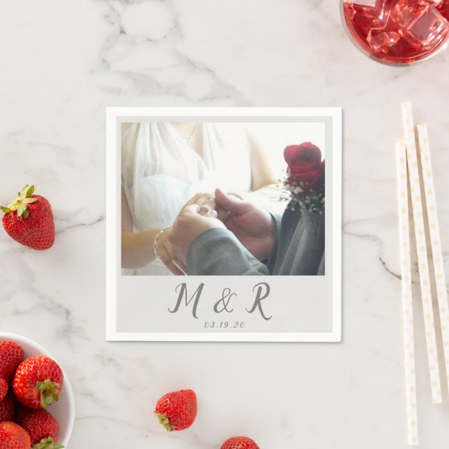 Modern Minimal Photo Bröllop Logotyp Grått Pappersservett (Insitu)