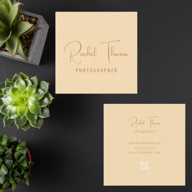 Modern minimal QR-Professionell Fyrkantigt Visitkort (Skapare uppladdad)