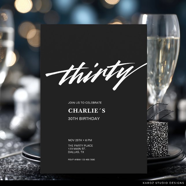 Modern Minimal Svart Vit Skrift 30-årsdag Inbjudningar (The front and back of the invitation are shown at 5x7-inch size. Choose size, paper, + corner style.)
