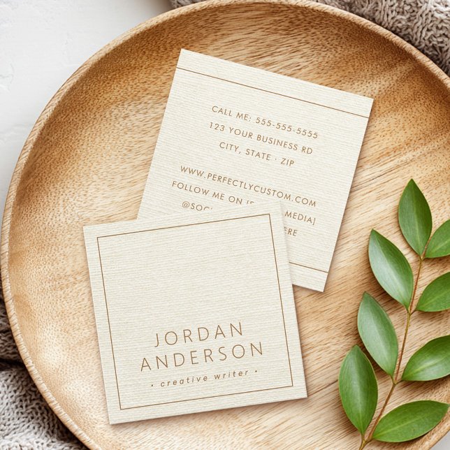 Modern minimal tunn gräns krämlins utseende fyrkantigt visitkort (Modern minimal thin borders cream linen look square business card)