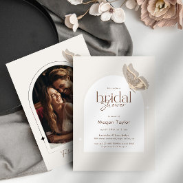 Modern minimalist beige fjäril bröllopsdusch inbjudningar