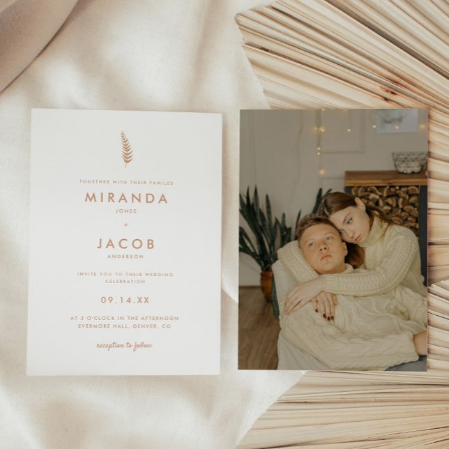 Modern minimalist beige palmlövbröllop inbjudningar (Skapare uppladdad)
