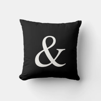 Modern Minimalist Black and White Ampersand  Kudde