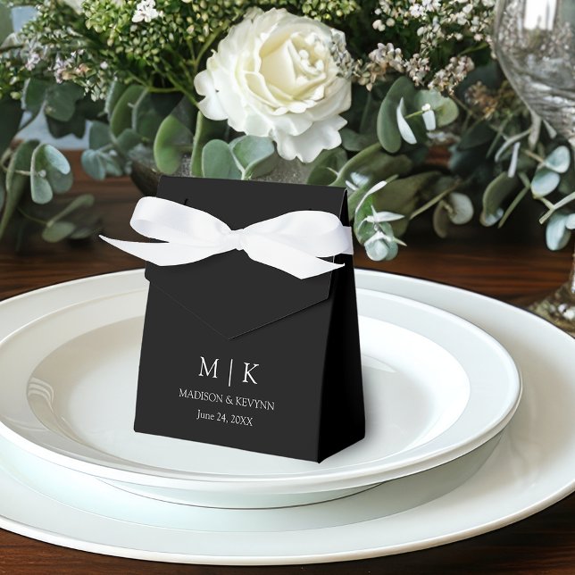 Modern minimalist Monogram Bröllop Black Presentaskar (Customize to change text size, style, color or to add more text.)
