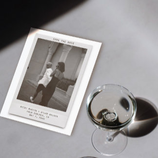 Modern Minimalist Polaroid Photo Save the Date Spara Datumet