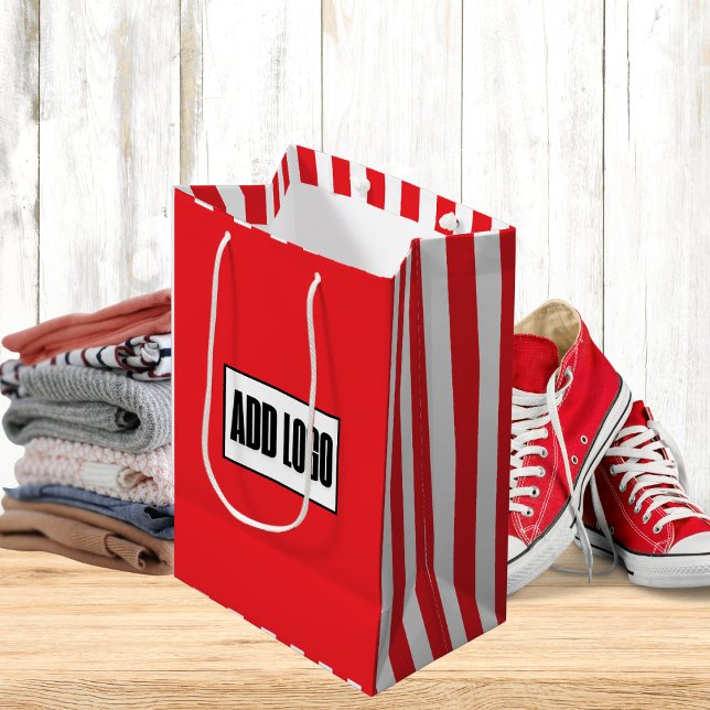 Modern Minimalist Red White Rand Business Logotyp (Skapare uppladdad)