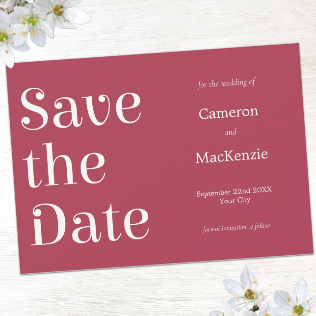 Modern minimalist röd bröllopsinbjudan Spara datum Datumet (Wine red minimalist modern typography Save the Date wedding invitation)