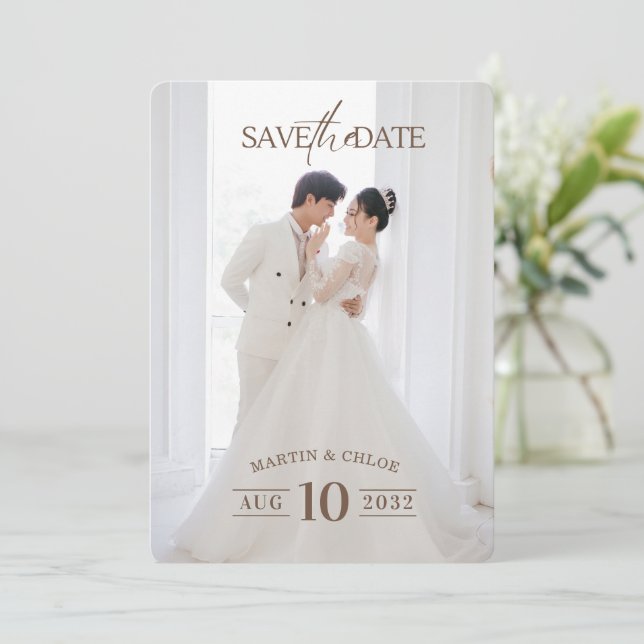 Modern Minimalist Romantic Script Photo Wedding  Inbjudningar (Stående Fram)