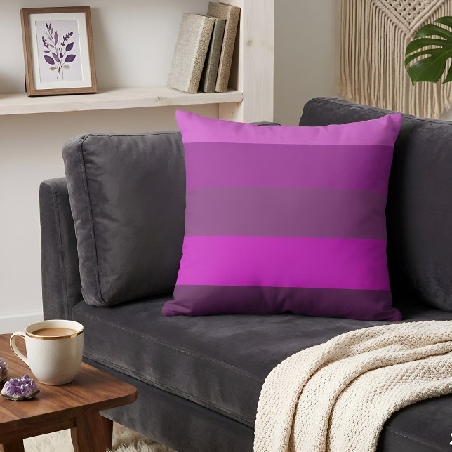 Modern minimalist rosa och lila gradientränder kudde (Skapare uppladdad)