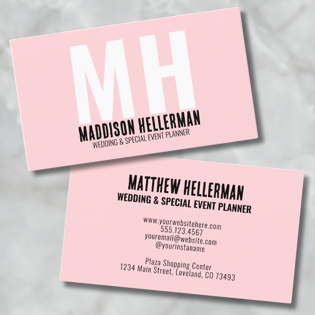 Modern minimalist rosabruten monogram visitkort (Simple Stylish Girly Pink Black Modern Monogram Business Card)