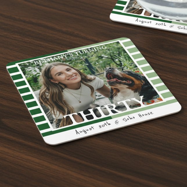 Modern Minimalist Striped 30th Birthday Photo Underlägg Papper Kvadrat (Celebrate the beginning of a new decade with this Modern Minimalist Striped 30th Birthday Coaster!)