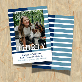 Modern Minimalist Striped Thirtieth Birthday Photo Inbjudningar
