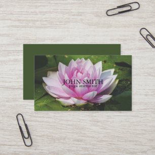Modern minimalist vit röd lotus yogalärare visitkort