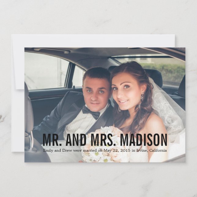 Modern minimalistisk avisering från Bröllop - svar Inbjudningar (Framsida)