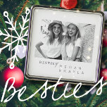 Modern, minimalistisk, bästa vänner, BFF-foto Julgransprydnad Metall<br><div class="desc">Design består av roligt och lekfull typografi med sans serif- och serif-teckensnitt. Lägg till ett anpassningsbar-foto.</div>