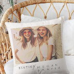 Modern, minimalistisk, bästa vänner, BFF-foto Kudde<br><div class="desc">Design består av roligt och lekfull typografi med sans serif- och serif-teckensnitt. Lägg till ett anpassningsbar-foto.</div>