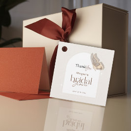 Modern minimalistisk Beige Butterfly-Möhippa Gåvor Etiketter