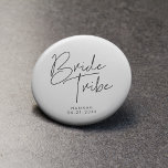 Modern minimalistisk Bride-stam Knapp<br><div class="desc">Hämta några coola-personifierbara bachelorette-presenter medan du väntar på den stora dagen.</div>