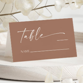 Modern Minimalistisk Elegant Mocha Mousse Bröllop Placeringskort