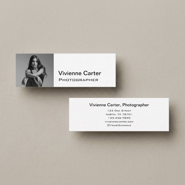 Modern minimalistisk elegant svart-vit fotograferi mini visitkort (Modern Minimalist Elegant Black White Photography Mini Business Card)