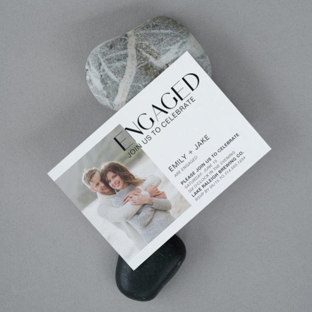 Modern, minimalistisk Förlovning för fotosvart och Inbjudningar (Engaged & Excited! Join Us for the Party 🥂💍 [Personalize Here])