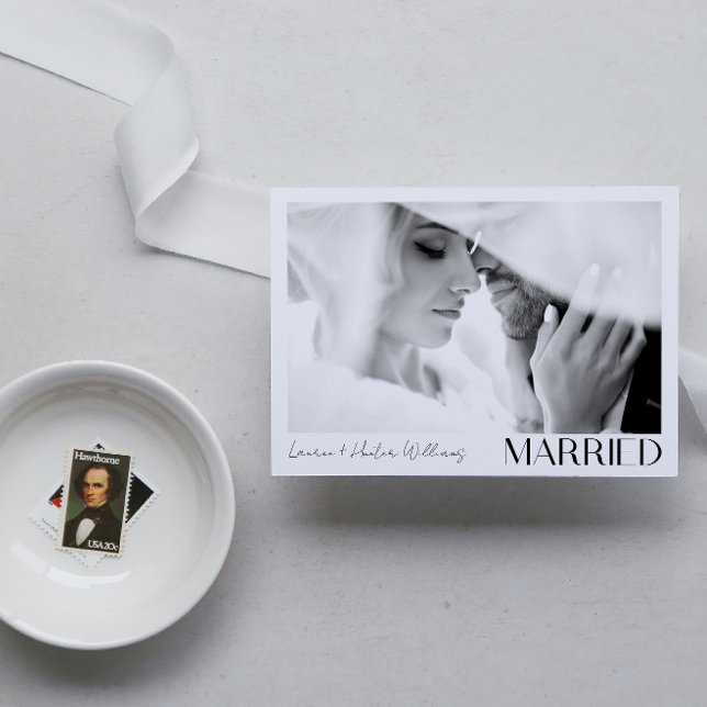 Modern minimalistisk, gift 2-fotoskript Bröllop Meddelande (We Tied the Knot! Share in Our Joy with Our Wedding Announcement 💍💌 [Customize Here])