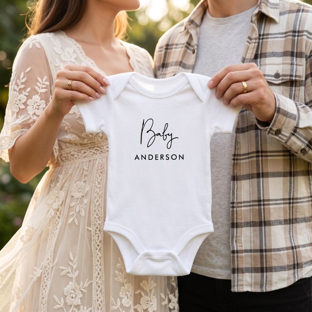 Modern minimalistisk graviditetsförklaring med beb t shirt (Skapare uppladdad)