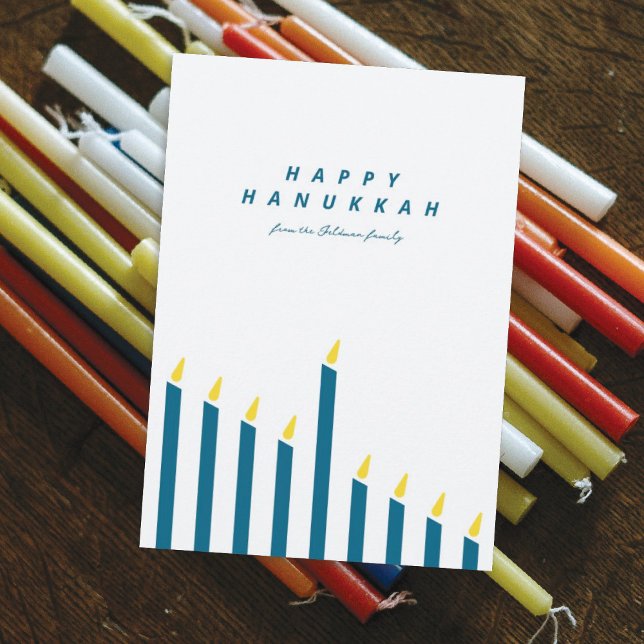 Modern minimalistisk Hanukkah Candle White & Teal Julkort (Skapare uppladdad)