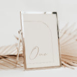 Modern minimalistisk kalligrafi ett Bordsnummer<br><div class="desc">Designad att samordna med för "Arches Minimalist" bröllopsinbjudan. Om du vill ändra information klickar du på Information. Om du vill flytta texten eller ändra storlek, teckensnitt eller färg klickar du på Redigera med Design Verktyg. Visa samlingslänken på den här sidan om du vill se alla matchande objekt i den här...</div>