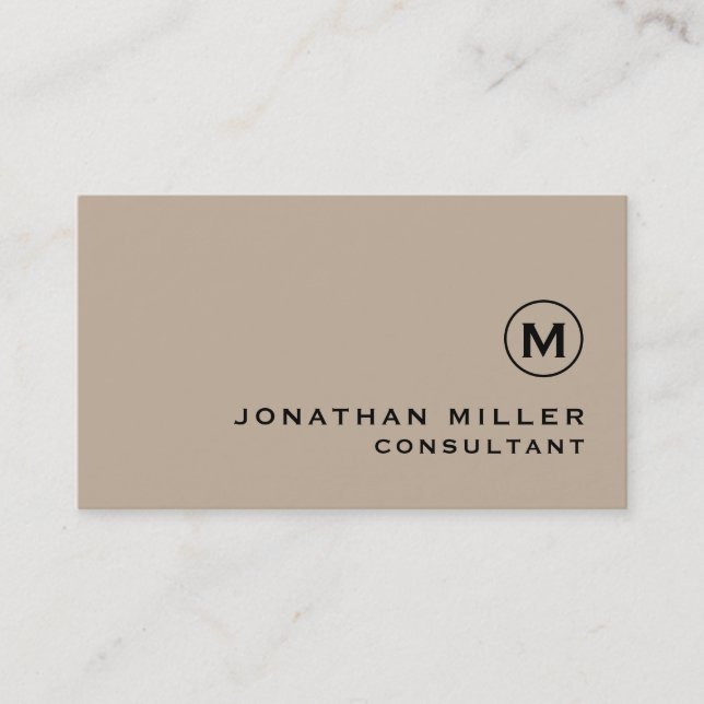 Modern minimalistisk monogram Beige Visitkort (Framsida)