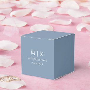 Modern minimalistisk Monogram Dusty Blue Bröllop Presentaskar