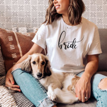 Modern minimalistisk Namn T-Shirt i kortskrift