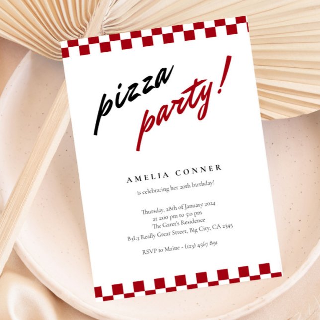 Modern minimalistisk neutral pizzafestinladan inbjudningar (Checkered Red and White Pizza Party Invitation)