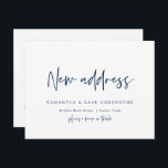 Modern minimalistisk, ny hemlandsannonsering i Adr Vykort<br><div class="desc">Denna moderna minimalistiska utformning,  nya hem,  nya flyttor,  byte av vykort för adress (med kort,  Ny adress). Det är perfekten att meddela dina vänner och din familj,  som du har flyttat. (Blått typsnitt i flottan)#TeeshaDerrick</div>