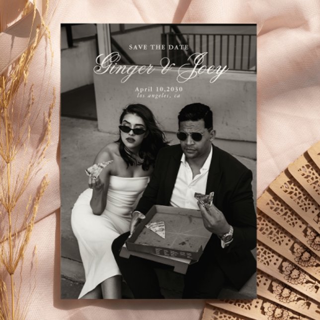 Modern minimalistisk skript Bröllop spara datum Inbjudningar (Skapare uppladdad)