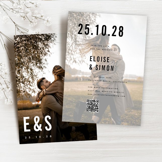 Modern, minimalistisk, stor, fet monogramfoto QR-k Spara Datumet (Modern Minimalist Big Bold Monogram Photo QR Code classic Save The Date)
