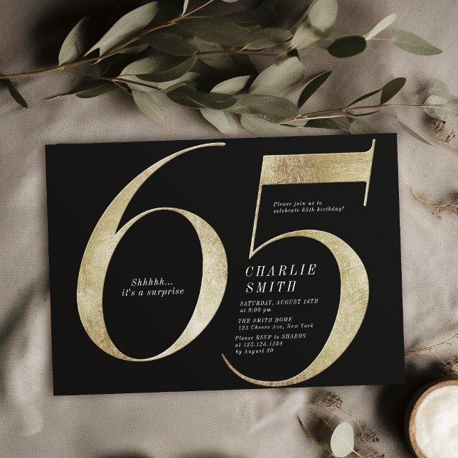 Modern minimalistisk svart och guld 65e födelsedag inbjudningar (Modern minimalist black and gold 65th birthday invitation)