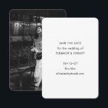 Modern minimalistisk svart, vit Bröllop-foto Spara Datumet<br><div class="desc">Modern minimalistisk svart,  vit Bröllop-foto Spara datum</div>