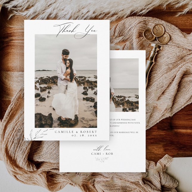 Modern minimalistisk svart/vit-kalligrafi Bröllop Tack Kort (Skapare uppladdad)