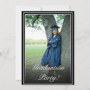 Modern minimalistisk svartvit foto Studenten Inbjudningar