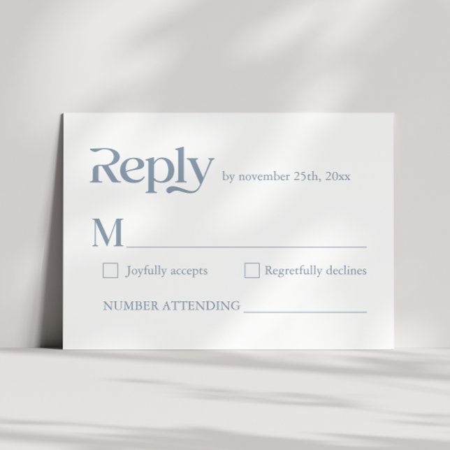 Modern minimalistisk typografi dammig blå bröllop OSA kort (Skapare uppladdad)