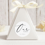 Modern, minimalistisk vår favoritfavoritrondetiket runt klistermärke<br><div class="desc">Köp samlingen här: https://www.zazzle.co.uk/collections/modern_minimalist-119052317964885904?rf=238296117664346256</div>