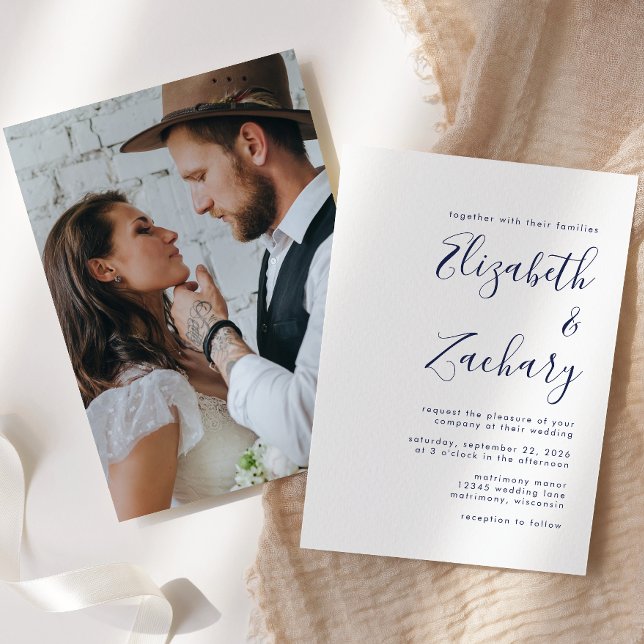 Modern, minimalistiskt, blått foto-skript Bröllop Inbjudningar (Skapare uppladdad)