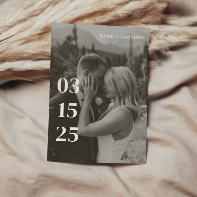 Modern, minimalistiskt svartvitt Bröllop-foto Spara Datumet (Skapare uppladdad)