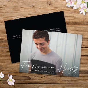 Modern minnesstund i vårt hörselfotkort inbjudningar