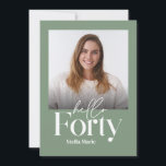 Modern minsta enkla grönt 40-årsdag inbjudningar<br><div class="desc">Modern,  minimal typografi,  enkel grönt för fotobyte och vit 40-årsinbjudan. En del av en contemporary.</div>